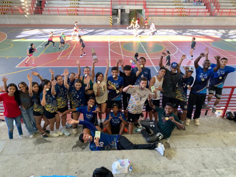 Titanes brilla en el Festi Torneo de Balonmano en Cartago: título masculino y subcampeonato femenino